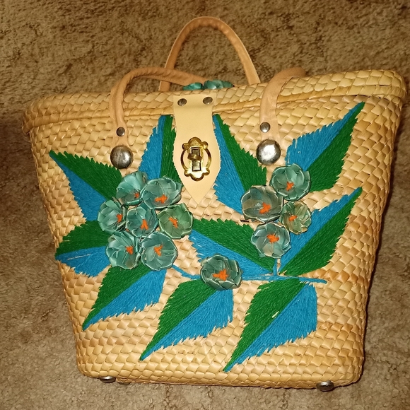 Handmade basket weave floral straw/leather purse - Picture 13 of 15